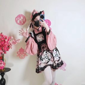 #Naimi奶咪 #自慰 #肛交 #肥臀 #白丝 #高潮 #水晶棒 #白虎 #阿黑颜