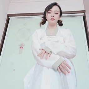 土豪定制 姐姐不在家勾引姐夫