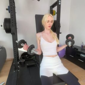 #Onlyfans #P站 #口交 Shinaryen 2