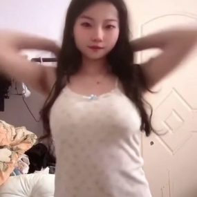 #牛油果 #抖音 #反差 #裸舞 #丝袜 6