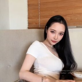 #孙禾颐 #jennypinky #自慰 #自拍 #掰穴 14