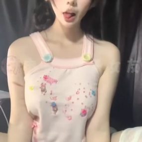 推特极品在校大学生反差婊 恋旧症 2