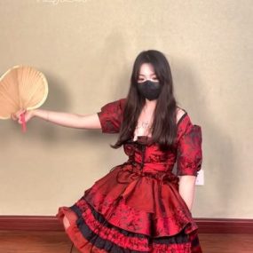 #一口白桃七 #福利姬 #自慰