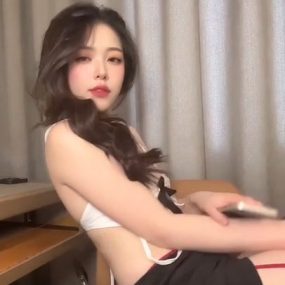 #沈思缪 10