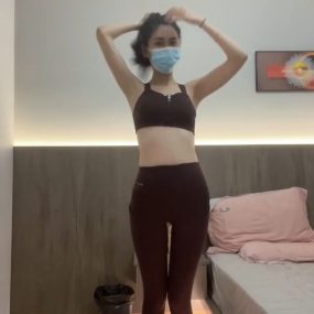 #秀人网 #章芃芃 #裸舞 #丝袜 #自慰 6