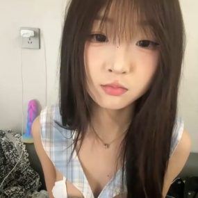 Stripchat反差嫩妹  St-937 撅臀后入 特写自慰直播合集 4