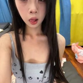 Qiqi X 3