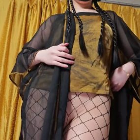 #Naimi奶咪 #自慰 #产卵 #肛塞 #肥臀 #Cosplay