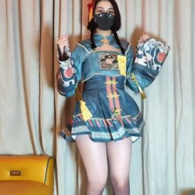 #Naimi奶咪 #自慰 #特写 #肛塞 #肥臀