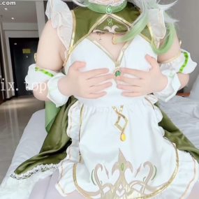 #薇薇安 #自慰 #白丝 #cosplay #福利姬 #白嫩