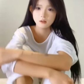 #洛丽踏迹 #Lolitre2d